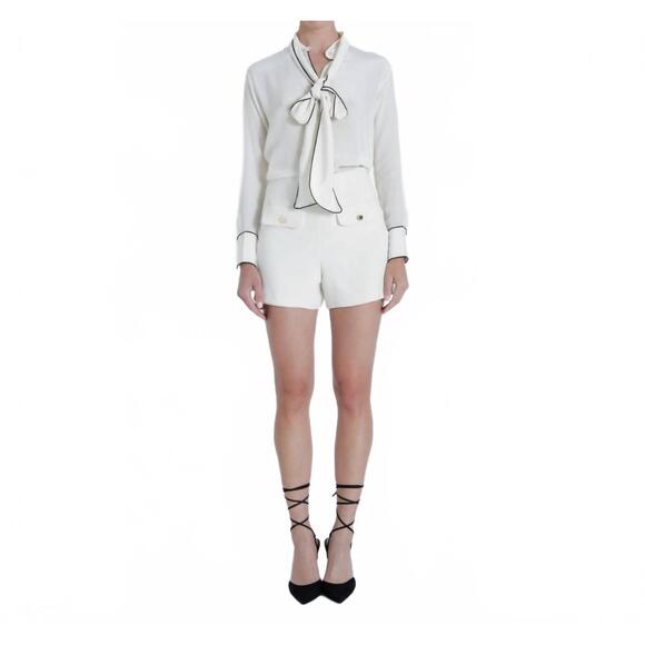 KARINA GRIMALDI Pants - NEW KARINA GRIMALDI gigi shorts in ivory